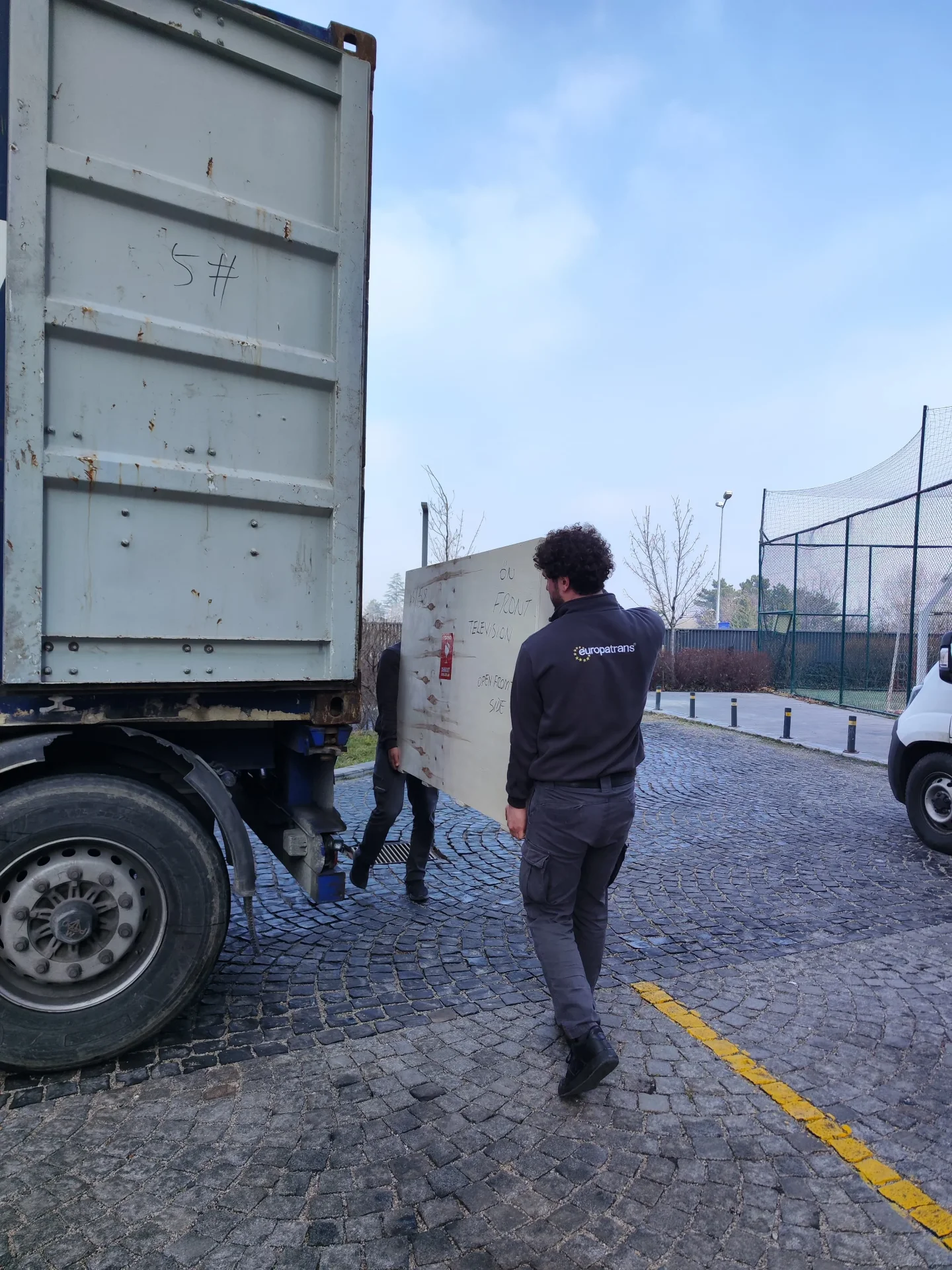 Güvenli beyaz eşya taşıma